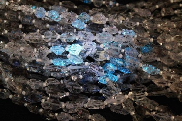画像4: 【希少!】連 オイルインダイヤモンドクォーツ 小サイズ オイル入り 石油入り水晶 ラフカット 両剣あり 太古のロマン 品番: 11458 (4)