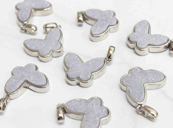 画像2: ドゥルージー バタフライチャーム(パープル) 1.5cm×1.0cm パーツ 素材 アクセサリー 天然石  品番: 7887 (2)