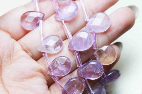 画像4: 連 アメジスト ドロップカット 13mm×10mm 品番: 6912 (4)