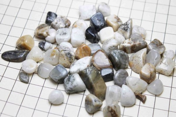 画像4: 【日本銘石】さざれ おのころ水晶   100gパック パッケージ付き 品番: 5958 (4)