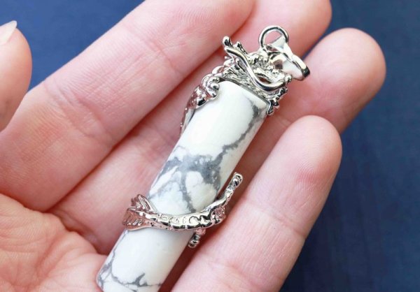 画像3: ペンダントトップ ハウライト 龍  品番: 10385 (3)