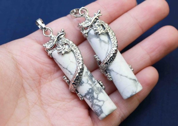 画像5: ペンダントトップ ハウライト 龍  品番: 10385 (5)