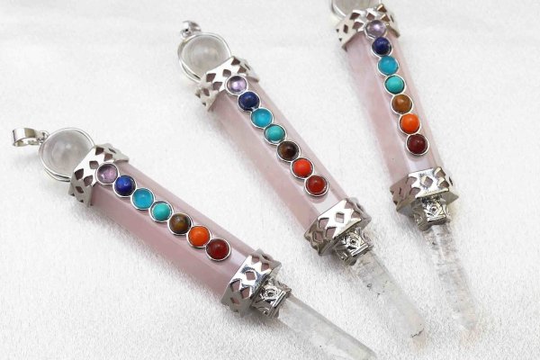 画像3: ペンデュラム ローズクォーツ ヒーリングワンドポイント エネルギーチャクラ 水晶 振り子 ダウジング ペンダントトップ  品番: 11885 (3)