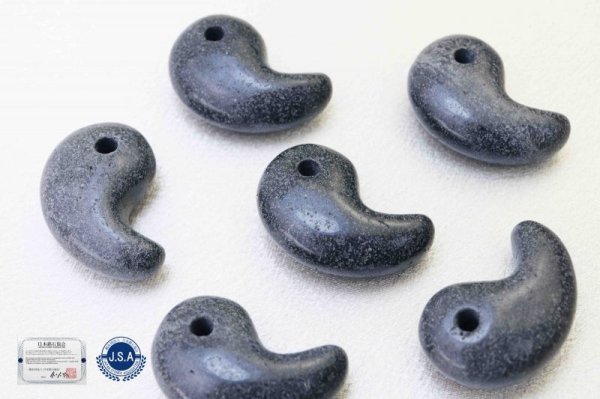 画像3: 【日本銘石】勾玉 ジオマークサイト 〈兵庫県〉 大 約30mm×20mm 品番:12046 (3)