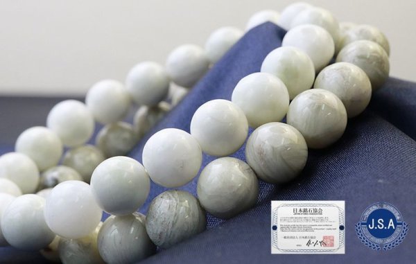 画像4: 【日本銘石】ブレス 糸魚川翡翠 〈新潟県〉 白 ホワイト 10mm 品番: 10743 (4)