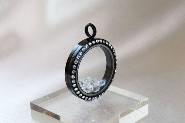 画像3: ペンダントトップ ハーキマーダイヤモンド 石有ブラック 夢見の石 さざれ 夢を現実化 出産のお守り 品番:12346 (3)