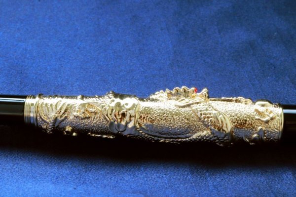 画像3: 龍王筆　宝珠　ゴールドカラー　風水　品番： 12348 (3)