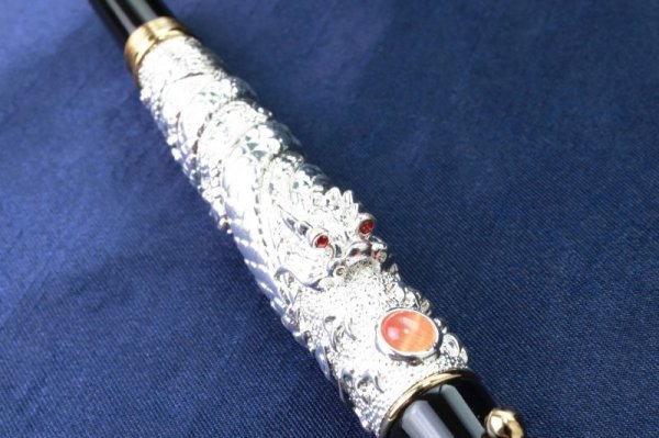 画像3: 龍王筆　龍神　シルバー カラー　風水　品番： 12354 (3)