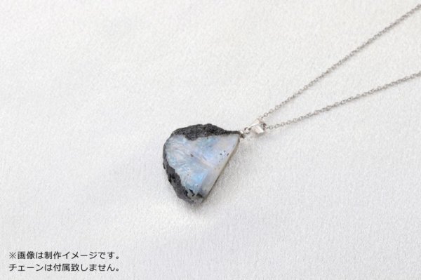 画像3: ペンダントトップ ブルームーンストーン 大 ペリステライト 恋愛 希望 健康 幸運 品番: 12405 (3)