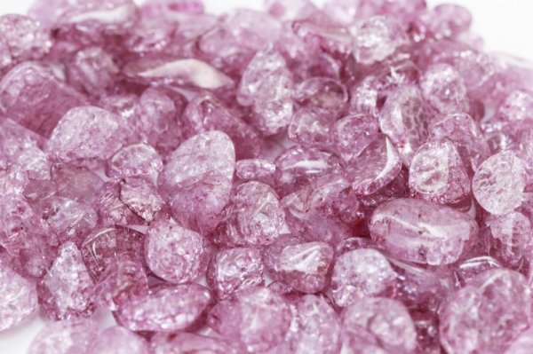 画像2: さざれ石 爆裂水晶 クラック水晶 紫 パープル カラー 100g パッケージ付き 浄化 開運 厄除け 品番: 12535 (2)
