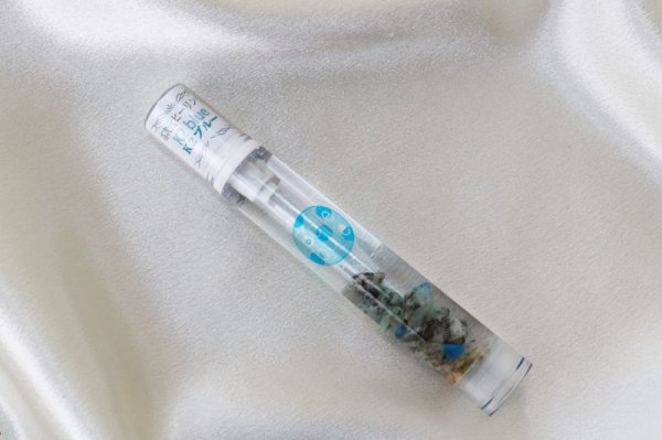 画像2: Belle bulle(ベルビュレ)スリム 天然石ミスト K2ブルー 15ml ヒーリング リラックス  品番:12579 (2)