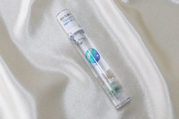 画像2: Belle bulle(ベルビュレ)スリム 天然石ミスト フローライト 15ml 豊かな感受性 品番:12591 (2)