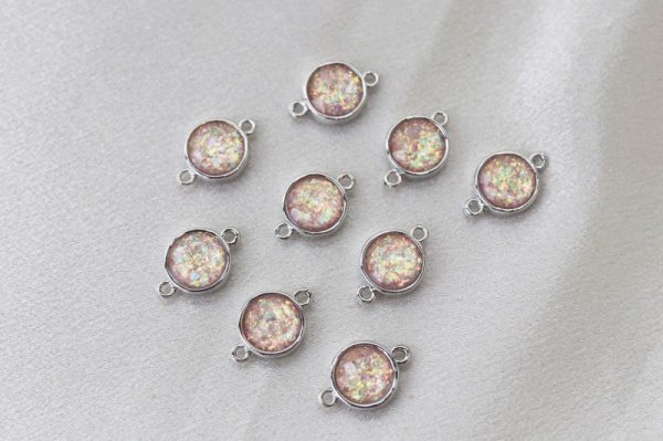 画像2: コネクトパーツ 合成オパールピンク ラウンド 表面カット加工有 品番:12651 (2)