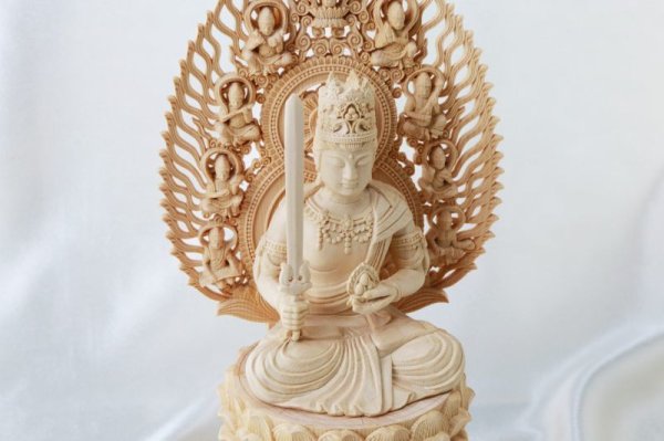 画像4: 置物 木彫り 八尊仏 虚空蔵菩薩(こくうぞうぼさつ)アーカーシャガルバ 信仰 菩薩 知恵 ヒノキ 檜 品番:12507 (4)