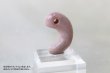 画像2: 【日本銘石】勾玉 糸魚川ピンク翡翠 〈新潟県〉 大 約28×20×9.5mm 忍耐 愛と調和 飛躍 品番:12826 (2)