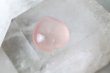 画像3: 一粒売り　ローズクォーツ　ハート型　穴あり　ピンク　変形ビーズ　天然石　パーツ　品番： 12954 (3)