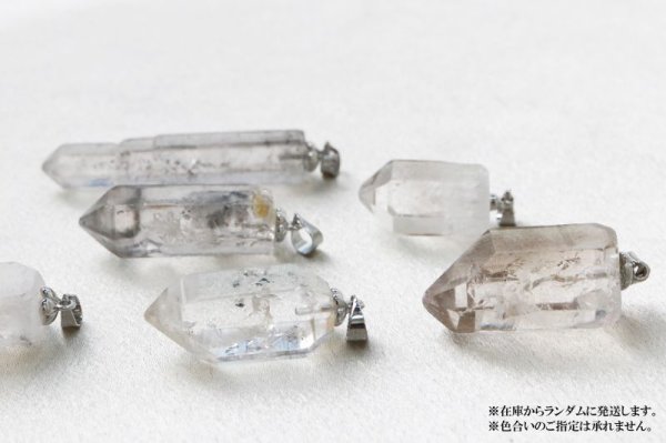 画像4: 【自社製アクセサリー10点以上でクーポン使用後30%OFF対象商品(クーポン番号:AC30)】ペンダントトップ チベタンクォーツ 大 浄化 開運 厄除け ※ポイント対象外 品番:12984 (4)