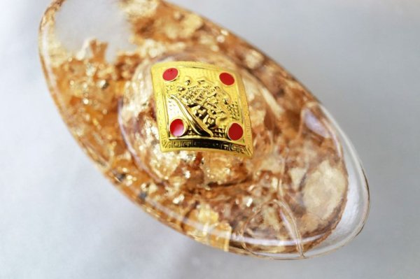 画像3: 置物 金箔元宝 クリスタル 風水 開運 幸福 幸運 金運 運気上昇 彫り物 品番: 13234 (3)