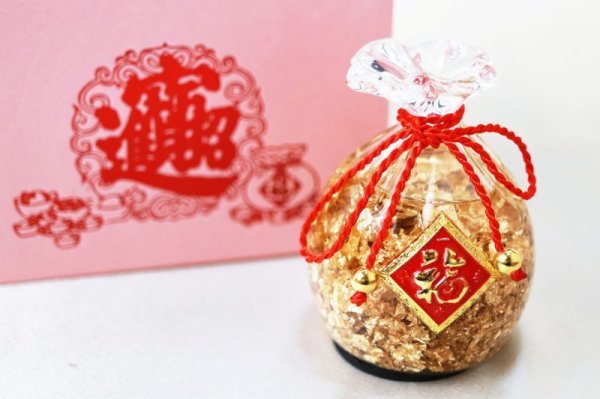 画像4: 【現品限り】置物 黄金の福袋 金箔 風水 開運 幸福 幸運 金運 運気上昇 幸運の福袋 彫り物 品番: 13235 (4)