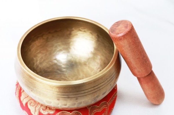 画像4: 銅製 シンギングボウル 約13cm 品番:10369 (4)