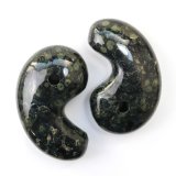 勾玉 レッドジャスパー 約80×50×25mm 横穴あり インド産 赤 健康 行動