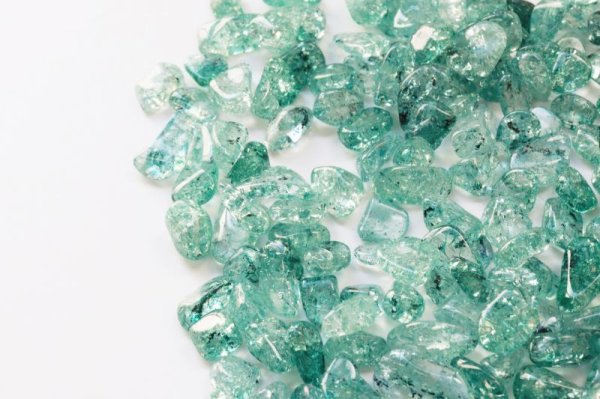 画像3: さざれ 爆裂水晶 クラック水晶 緑 グリーン カラー 約1kg 浄化 開運 厄除け 品番:13473 (3)