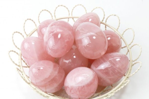 画像5: 置物 玉子 ローズクォーツ たまご 卵 恋愛 美しさ 天然石 品番:13534 (5)