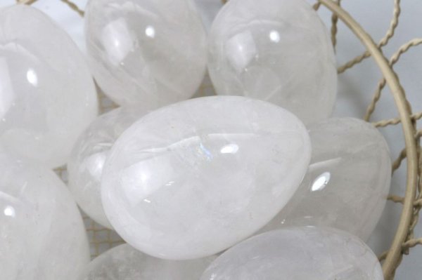 画像2: 置物 玉子 水晶 クォーツ たまご 卵 浄化 エネルギー パワーストーン 品番:13536 (2)
