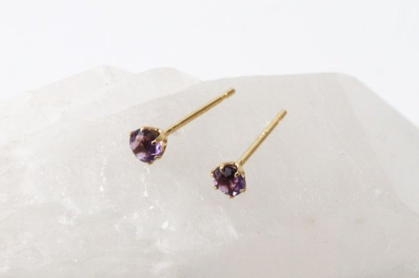 画像4: 【現品限り】ピアス バースデー 2月 アメジスト 18金ゴールド ラウンド 3mm 誕生石ピアス ジュエリー 品番:13610 (4)