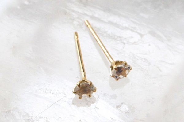 画像4: 【現品限り】ピアス バースデー 6月 ムーンストーン 18金ゴールド ラウンド 3mm 誕生石ピアス ジュエリー 品番:13614 (4)