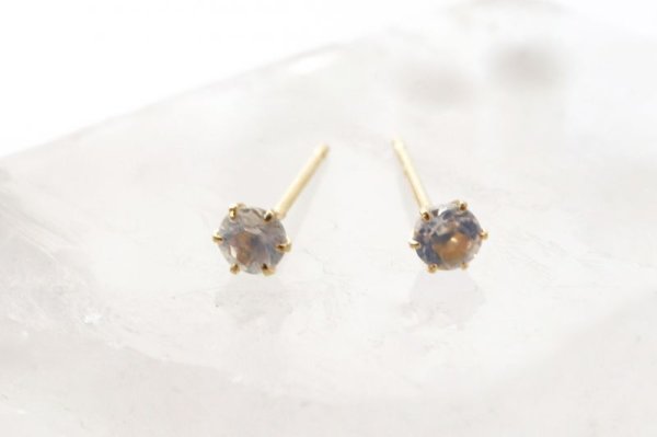 画像3: 【現品限り】ピアス バースデー 6月 ムーンストーン 18金ゴールド ラウンド 3mm 誕生石ピアス ジュエリー 品番:13614 (3)