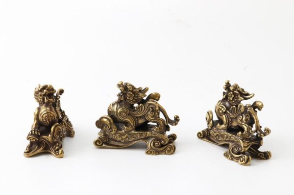 画像5: 置物 貔貅台付 ヒキュウ 銅製 風水 財運 金運 財福 品番:13726 (5)