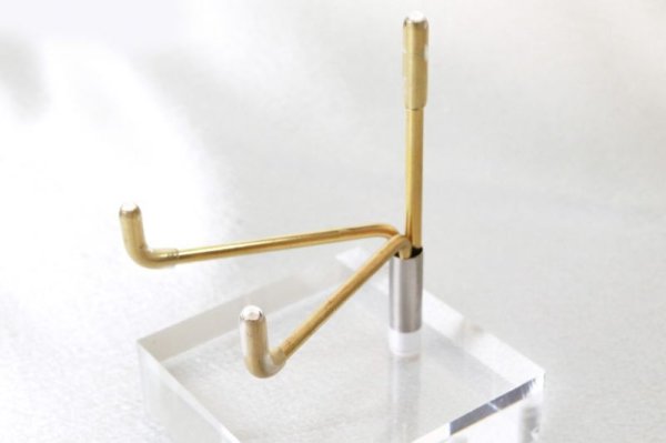画像2: ディスプレイ 台座 ゴールド 小 約5×5cm 1個 金色 スタンド インテリア 品番: 13801 (2)
