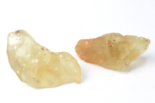 画像2: 原石 リビアングラス 約19g 1個 エジプト産 ポジティブ 直感力 ヒーリング 天然石 品番:14001 (2)
