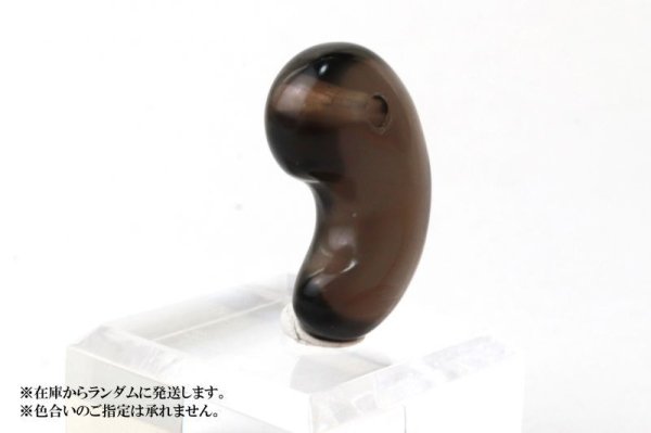 画像4: 勾玉 コロンビアナイト 強いエネルギー 火山性天然ガラス 約6g コロンビア産 万能の癒し ストレス解消 免疫の強化 品番:14162 (4)