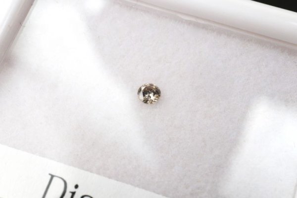 画像2: ルース ダイヤモンド ラウンド 約2.5mm 0.06ct アフリカ産 金剛石 愛 美 金運 パーツ 品番: 14205 (2)