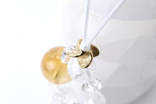 画像2: かざぐるまストラップ　シトリン×爆裂水晶　風水　風車　魔除け　幸運　成功　金運　仕事運　お守り　天然石　品番：14491 (2)