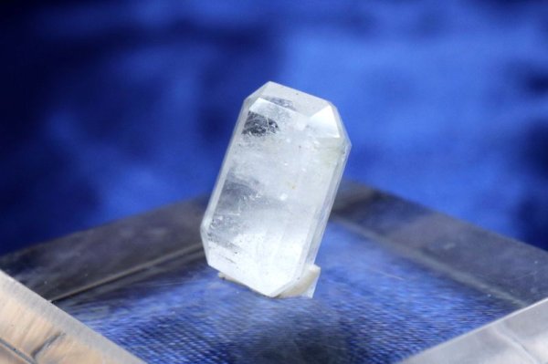画像3: ルース フェナカイト エメラルドカット 4.6ct ロシア産 不変 完全 達成 希少 レア 【一点物】 品番: 14769 (3)