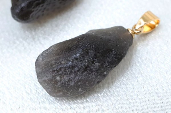 画像4: ペンダントトップ コロンビアナイト AAランク  ゴールド GD コロンビア産 日本製 ジュエリー 天然石 品番:14843 (4)