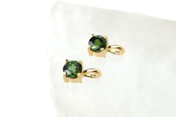 画像3: ペンダントトップ　バースデー　10月　グリーントルマリン　約4mm　スクエア枠　ブラジル産　silver925　ゴールド　GD　日本製　チャーム　ジュエリー　天然石　※ポイント対象外　品番：14944 (3)