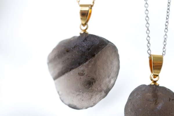 画像2: ペンダントトップ コロンビアナイト AAAランク ゴールド GD コロンビア産 日本製 ジュエリー 天然石 品番:14988 (2)