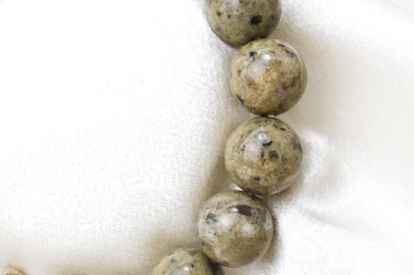 画像3: 【日本銘石】ブレス 熊野速玉石 〈和歌山県〉 黄緑 約12mm 浄化 健康 品番:15161 (3)