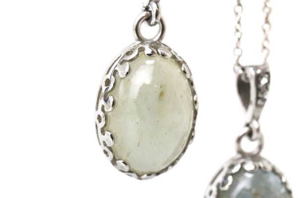 画像2: 【自社製アクセサリー10点以上でクーポン使用後30％OFF対象商品（クーポン番号：AC30）】ペンダントトップ　アクアマリン　オーバル　約16×12mm　ステンレス　アフガニスタン産　日本製　生命　幸福　富　3月誕生石　ジュエリー　天然石　品番：15348 (2)