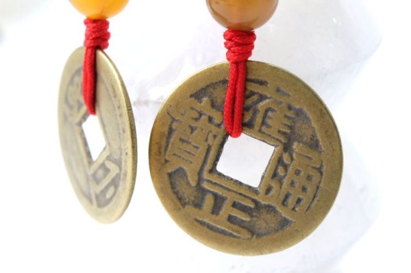 画像2: 【現品限り】ストラップ 古銭 雍正通宝 ようせいつうほう 10個セット こせん 古泉 縁起物 風水 運気 財運 お守り 2023年 品番: 15368 (2)