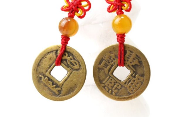 画像3: 【現品限り】ストラップ　古銭　康熙通宝　こうきつうほう　10個セット　こせん　古泉　縁起物　風水　運気　財運　お守り　品番： 15367 (3)