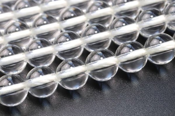 画像2: 連　天然水晶　TOPランク　丸　約7mm　ブラジル産　日本製　クォーツ　浄化　再生　毒素の排除　調和　天然石　品番：15377 (2)