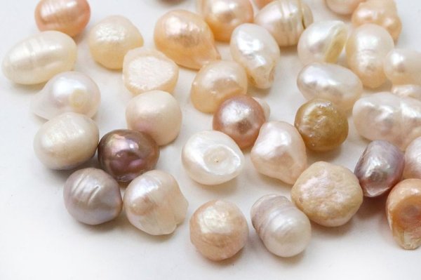 画像3: さざれ　淡水パール　穴なし　約20g　優しさ　美容　ヒーリング　浄化　天然石　品番： 15418 (3)