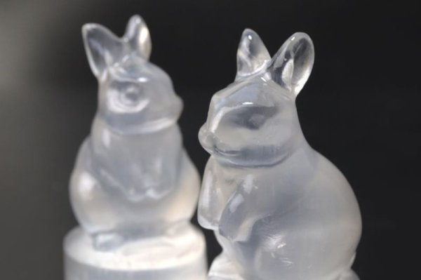 画像6: 置物 セレナイト ウサギ 1個 ラビット エネルギー 浄化 癒し 生命 彫り物 天然石 品番: 15445 (6)