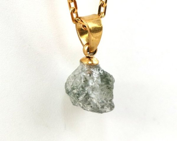 画像3: ペンダントトップ フェナカイト原石 ロシア産 3.2ct GD 日本製 不変 完全 達成 品番:15695 (3)