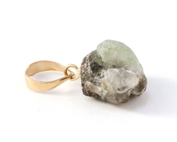 画像4: ペンダントトップ フェナカイト原石 ロシア産 2.25ct K18 GD 日本製 不変 完全 達成 品番:15694 (4)